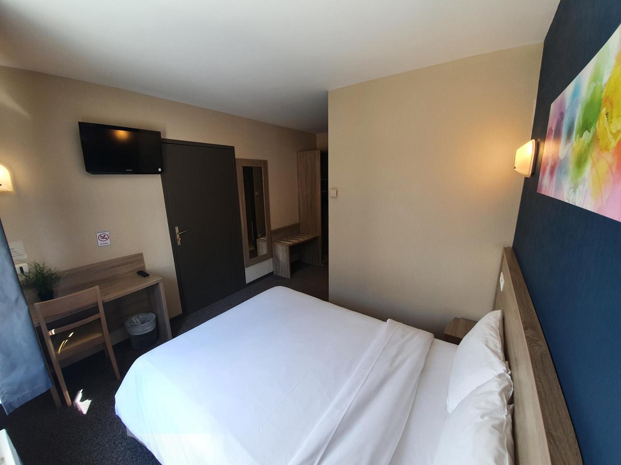 Hotel Salea Pornic Buitenkant foto