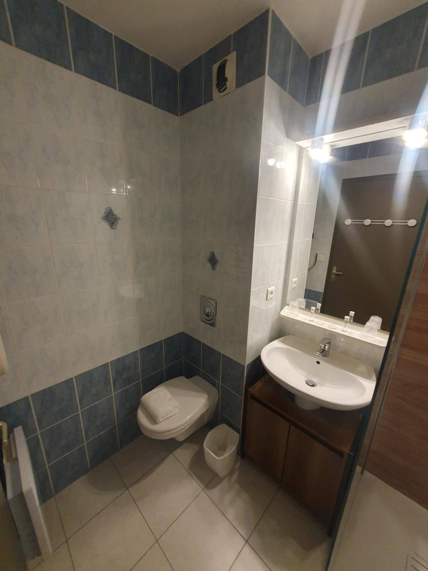 Hotel Salea Pornic Buitenkant foto